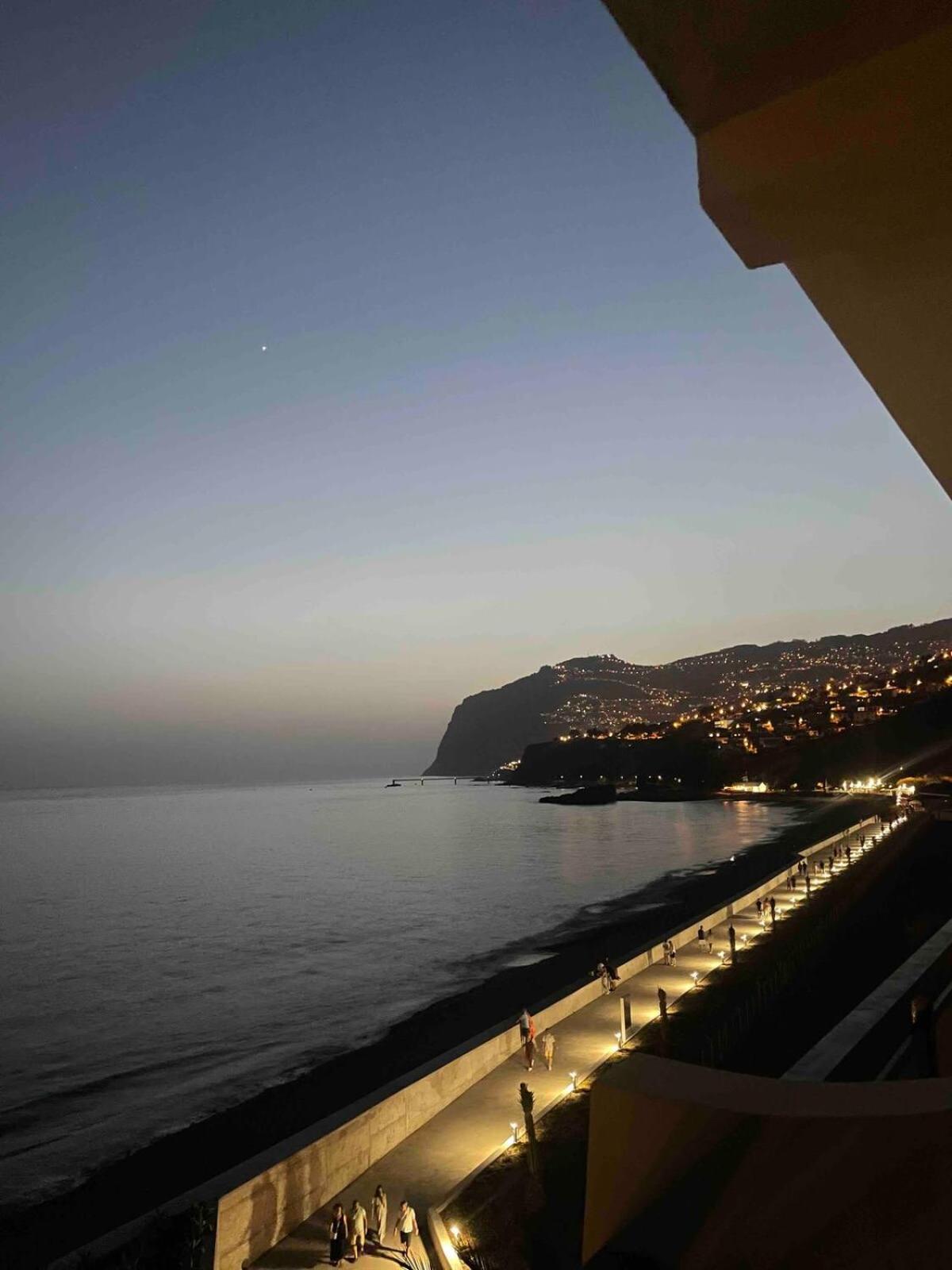 Serene Seaside Praia Formosa フンシャル エクステリア 写真